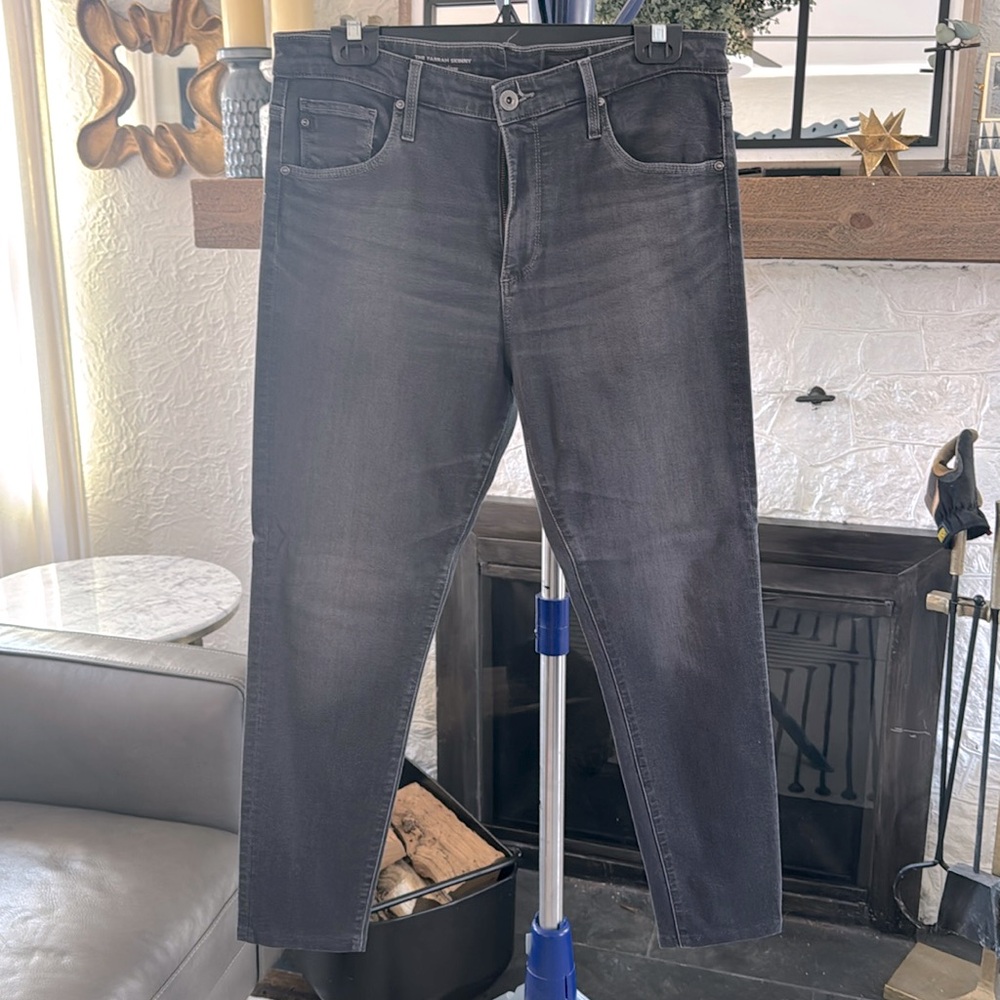 AG - The Farrah Skinny Jean sz 31